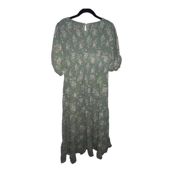 NEW POLAGRAM Sage Green Floral Puff Sleeve Smocked Tiered Midi Dress Large - Picture 4 of 5